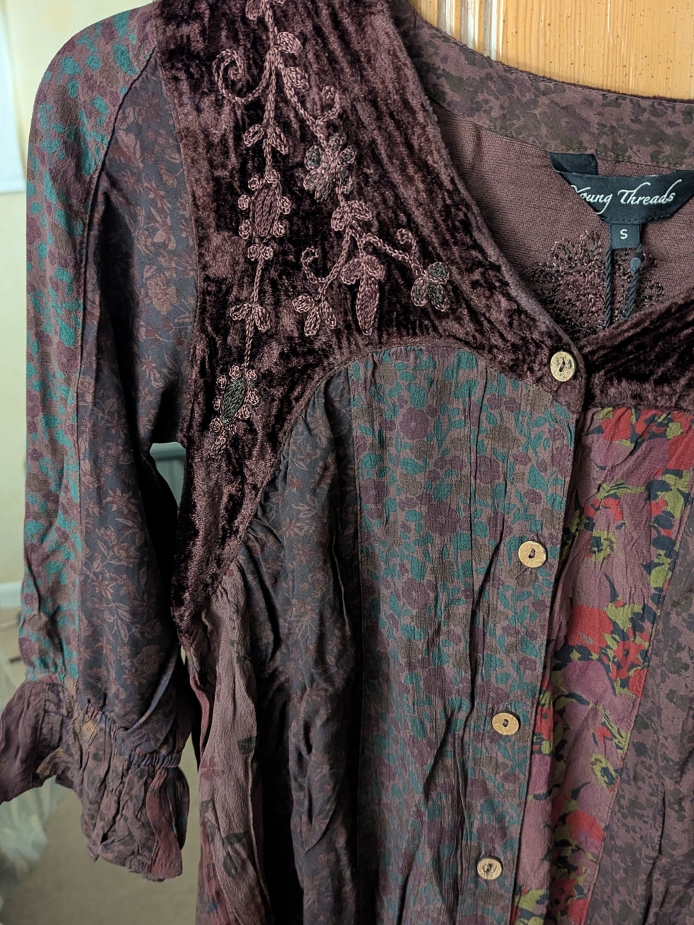 Young Threads Women's Brown Floral Velvet-Trim Button Down Shirt